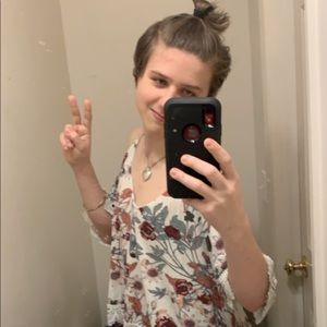 Meet your Posher, Mia